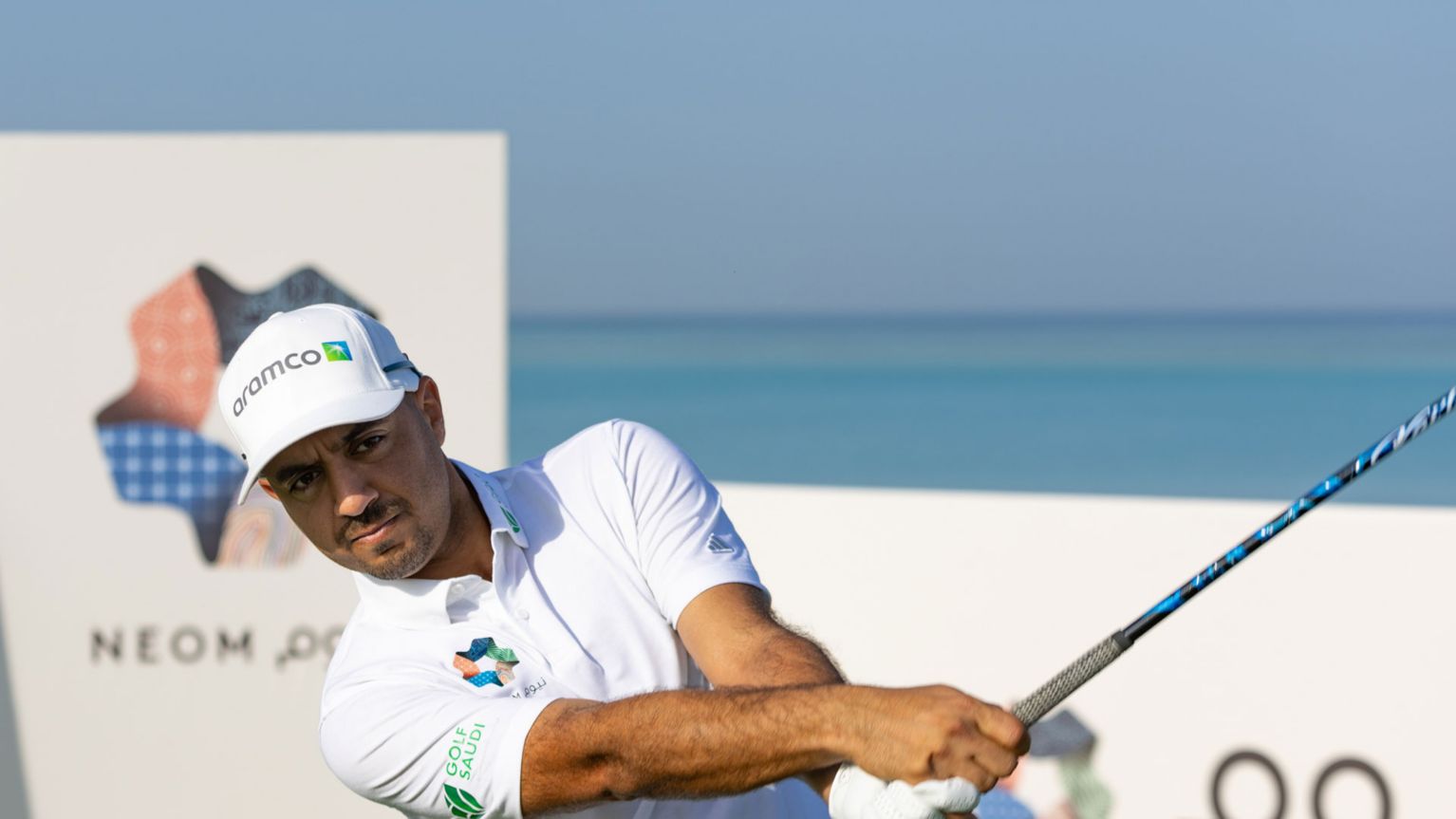لاعب الجولف السعودي المحترف عثمان الملا يوقع اتفاقية مع نيوم