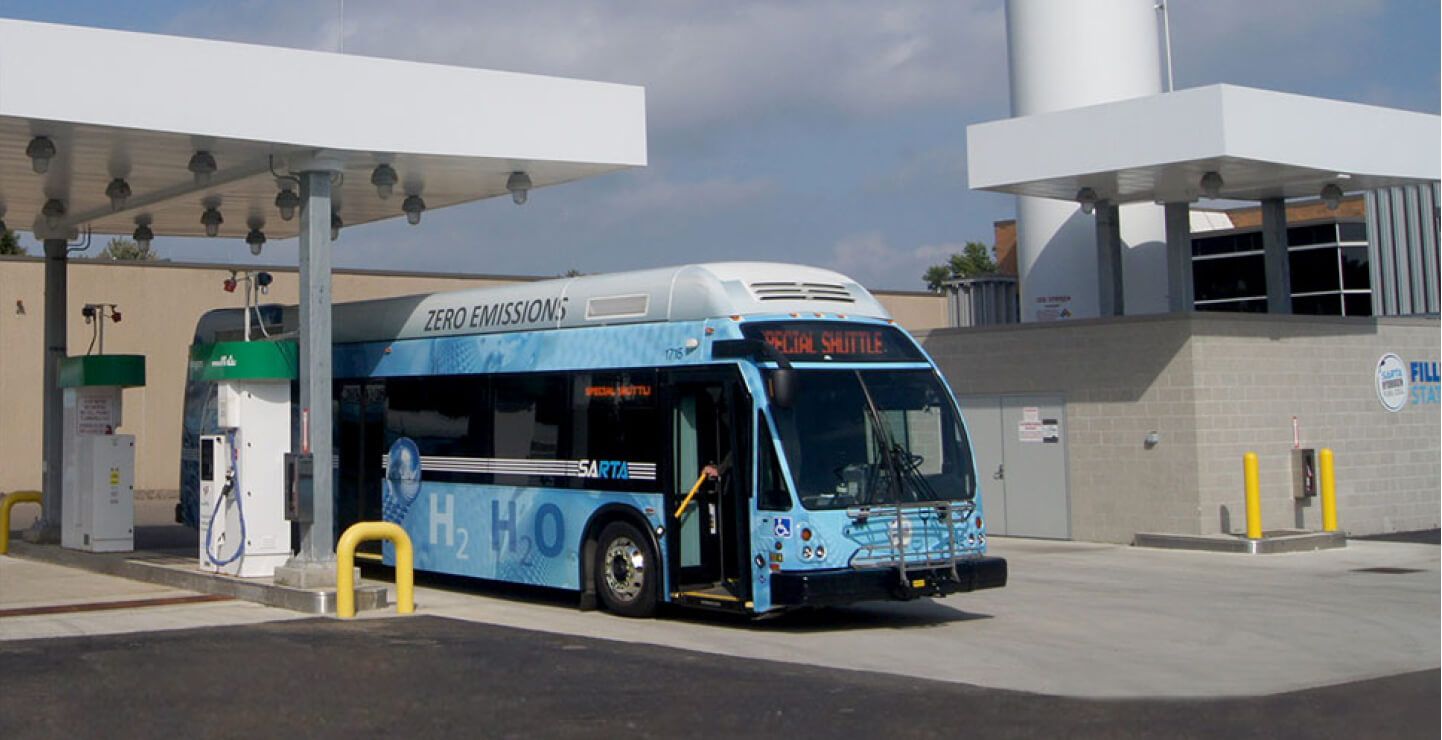 Hydrogen fueled special shuttle buses 