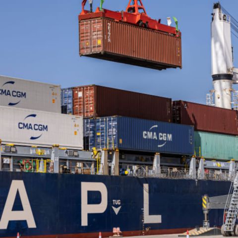 Containertransporte nach NEOM
